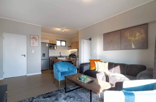 Greater Johannesburg Metropolitan Area Apartment | Captain's Hideaway - Executive One Bedroom Suite