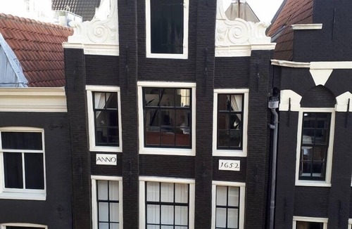 Nieuwmarkt en Lastage Apartment | Captain's House; 2 Bedroom apartment, spacious, clean, central located