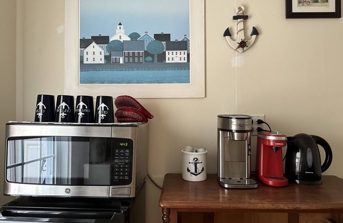 Bath House | Captain's House 2BR Apt. Great value, walk to everything, large yard, treehouse.