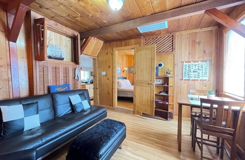 Toledo Cabin | "Captains Hideaway" Unique Tiny House Lake Cabin!