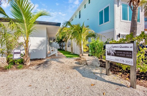 Bradenton Beach Hotel | Captain’s Quarters at Anna Maria Island Inn