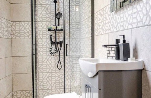 Moseley Apartment | Captivating 2-Bed Apartment in Birmingham