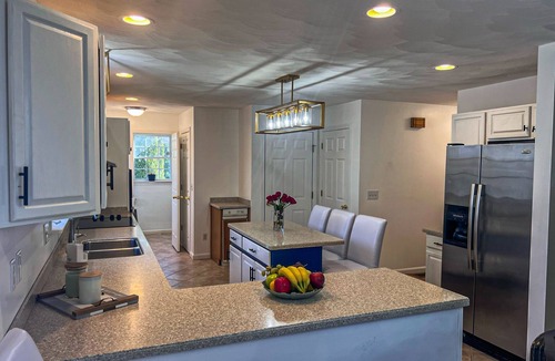 West Warwick House | Captivating Warwick Family Home