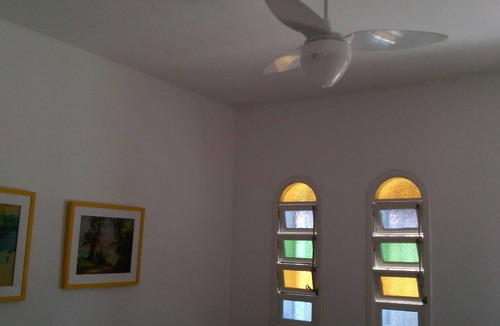 Praia das Palmeiras House | CARAGUATATUBA HOUSE WITH 4 BEDROOMS 5 MINUTES FROM PALMEIRAS BEACH, 5 FROM CIGARRA!