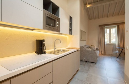 Santa Croce Apartment | Carapelli 6 Fabulous split-level penthouse