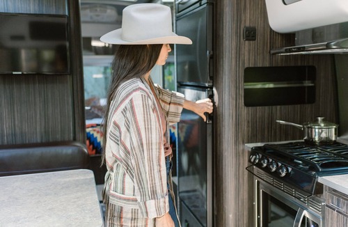 Ojai House | Caravan Outpost
