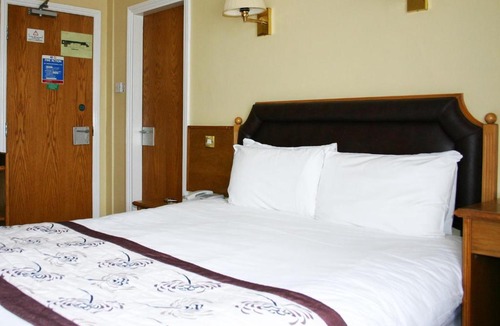 Castle Quarter Hotel | Cardiff Sandringham Hotel