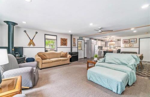 Lake Township House | Cardinal Cabin
