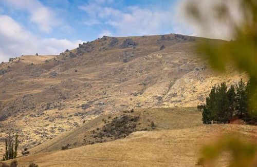 Cardrona Apartment | Cardrona Cottage 3 Bedroom Retreat with Pool