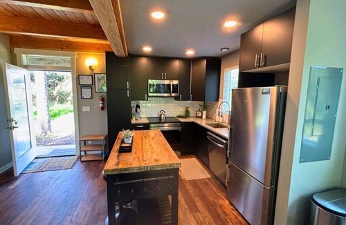 Tierra Del Mar House | Cargo Cove! New, shipping container by the sea!
