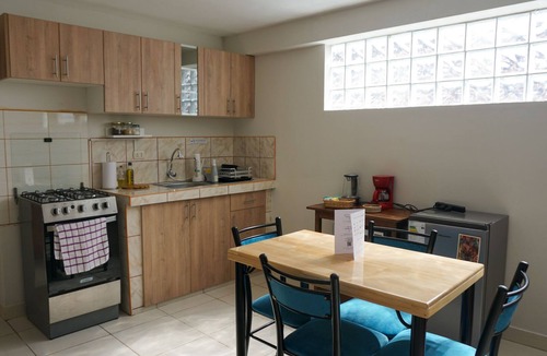Cusco Historic Center Apartment | Cargo Wasi: 2-bedroom apartment for families & friends in San Blas market area