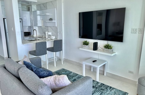 Vilomar Condo | Caribbean Beach front King bed with large balcony