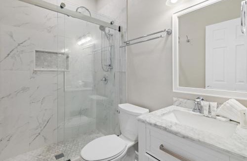 White's Gulfview House | Caribbean Breeze