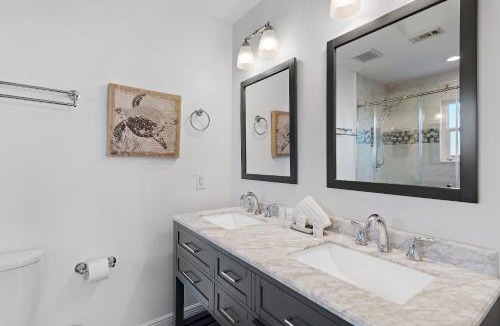 White's Gulfview House | Caribbean Breeze