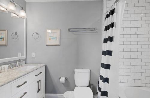 White's Gulfview House | Caribbean Breeze