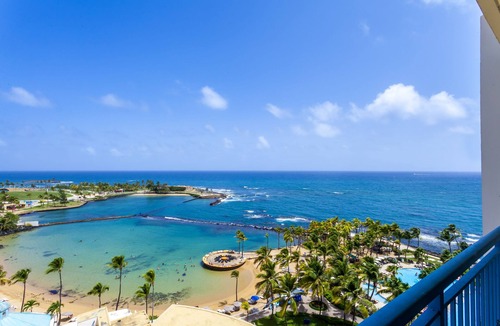 Puerta de Tierra Resort | Caribe Hilton