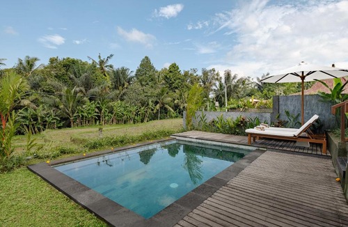 Sambahan Villa | Carik Mesari
