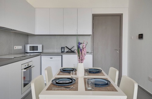 Livadia Apartment | Carisa Elysium Larnaca