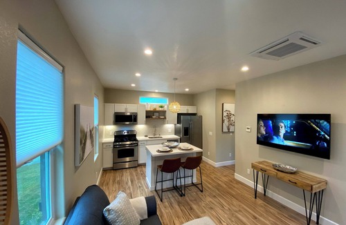 Aviara House | Carlsbad Charm - steps from everything, Theater, Library, Coffee shop, dining.