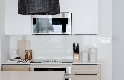 Lower Carlton House | Carlton Cove
