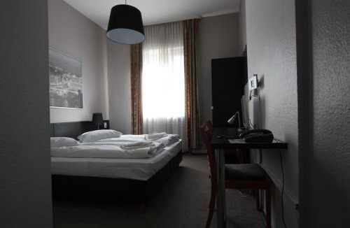Bahnhofsviertel Hotel | Carlton Hotel