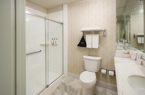 Campbell Hotel | Carlyle Hotel