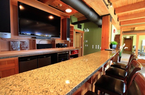 Blind Bay House | Carmel Beach Private Lodges - Unit #14. Second row, 3 bedroom lodge.
