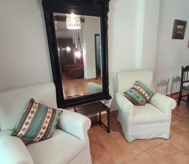 Beiro Villa | Carmen de la Muralla - con Piscina y Parking gratuito en Albaicín Granada