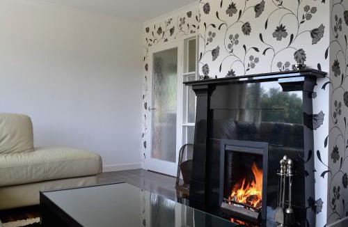 Tighnabruaich House | Carnethy