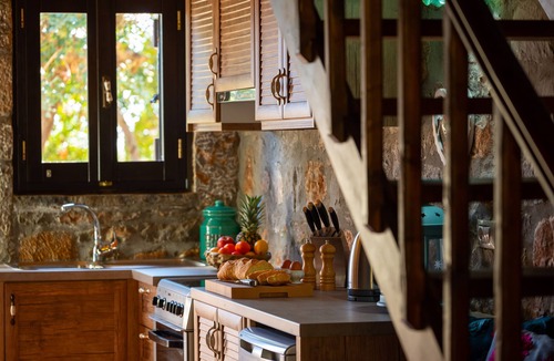 Elounda Cottage | Carob Cottage