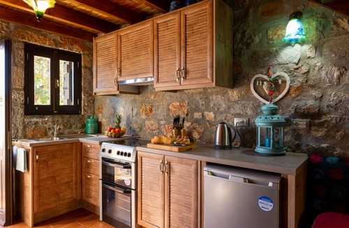 Elounda Cottage | Carob Cottage