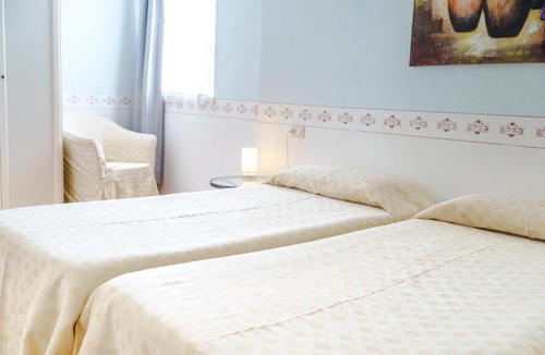Brusimpiano Hotel | Caroline Hotel