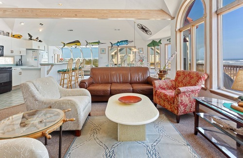 Ocean Hill House | Carpe Diem Corolla OBX Pool HotTub