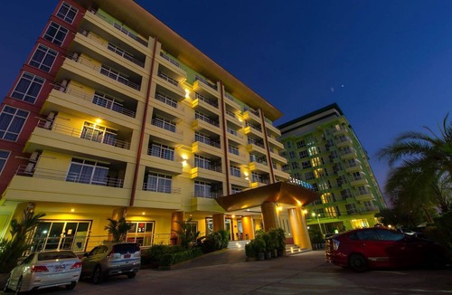 Noen Phra Apartment | Carpediem Hotel
