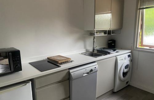 Dorking Apartment | Carpenters-stay
