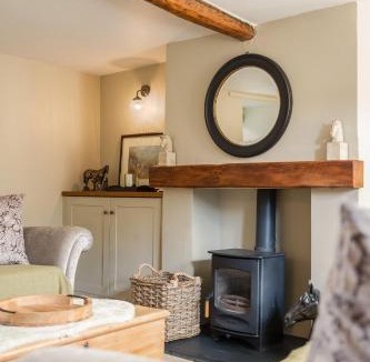 Low Catton House | Carr Cottage - sleeping 4 and welcoming dogs