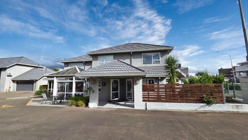 Palmerston North Hotel | Carramar Motor Inn