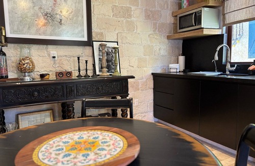 Santeagueda Apartment | Carrara: Harmony, Luxury, and Comfort in ValQuirico