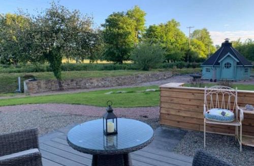 Pentrefelin House | Carreglwyd