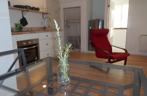 Fairhaven Apartment | Carriage House Studio in Bellingham