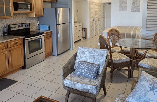 Red Hook Condo | Carribean Sea Just Steps from Your Patio!