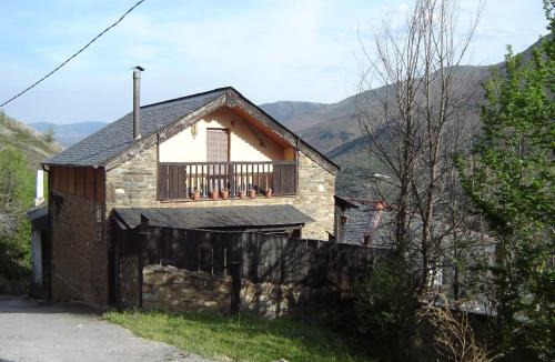 Odollo House | Carriles Romanos