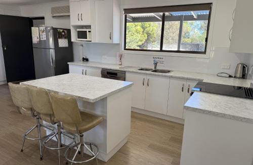 Carribie House | Carron Cottage - Corny Point