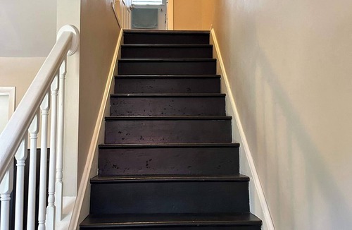 Norwood Apartment | Carter #1, Two bedroom unit near Xavier, Downtown
