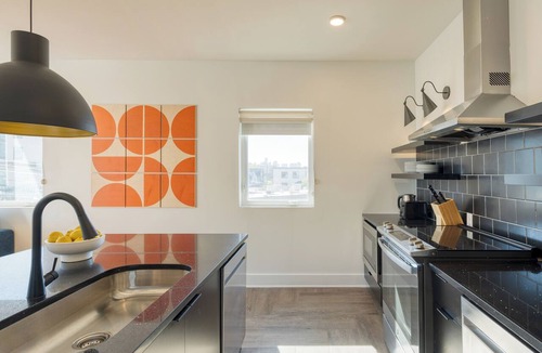 Historic Edgefield Hotel | Carter #205 by AvantStay | 4BR + Balcony