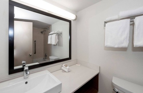 Carteret House | Carteret Experience Like No Other! 2 Affordable Units, Free Parking