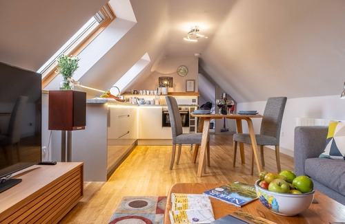 Hoveton Cabin | Cartshed Lodge, Hoveton, Norfolk