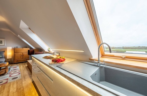 Hoveton Cabin | Cartshed Lodge, Hoveton, Norfolk