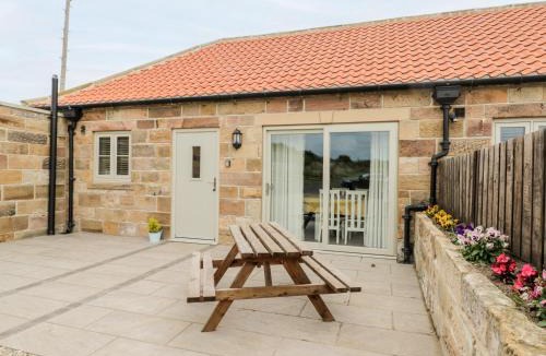 Ruswarp House | Cartwheel Cottage at Broadings Farm