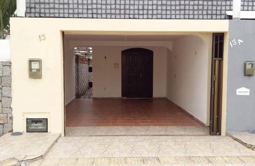 Nova Parnamirim House | Casa 2/4 confortável próximo a Ponta Negra